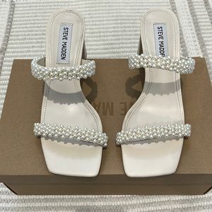 Steve Madden Lilah-P heels in bone